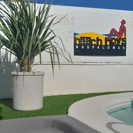 Boys Men Only Solo Hombres Apartment