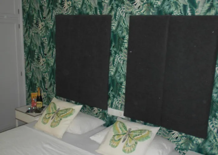 Boys Men Only Solo Hombres 아파트 마스팔로마스